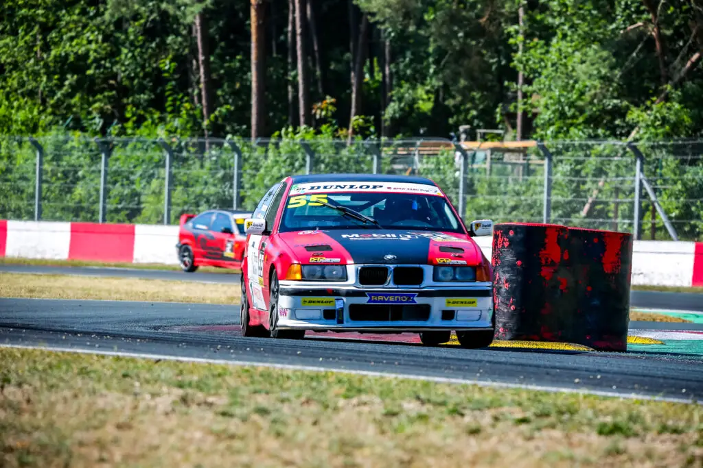 Schmid Motorsport BMW 318ti Cup at Zolder