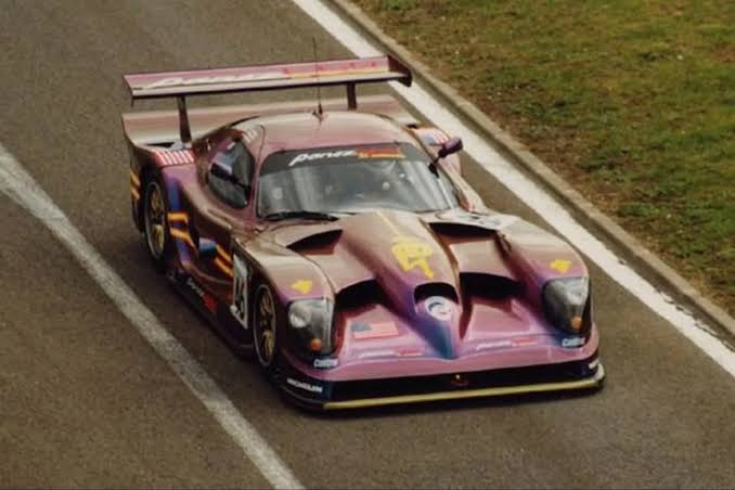 Panoz Esperante GT1 at the pit-lane